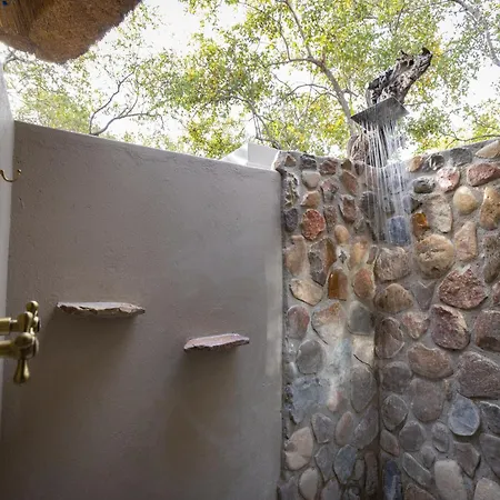 Braai Safaris Lodge Hoedspruit Buitenkant foto
