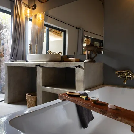 Braai Safaris Lodge Hoedspruit Buitenkant foto